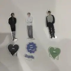 SEVENTEEN エスクプス アクスタ アクリルスタンド まとめ売り - メルカリ