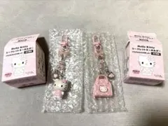 シークレットキーホルダー　ミニチュアキルト　キティ　サンリオ　ピンク