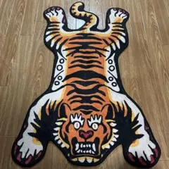 虎型ラグ・カーペット