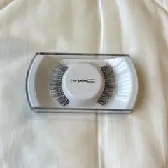 送料込み☆MACつけまつげ #4のサムネイル