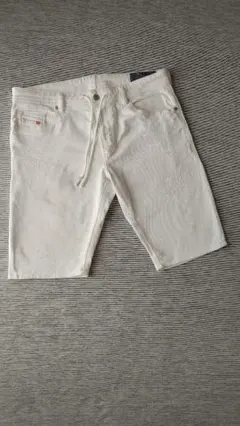極美品‼️Ｗ３４真っ白★ DIESEL ディーゼル JOGG ジョグ ハーフ