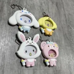 サンリオ　シークレットフォトバッジ付きマスコット