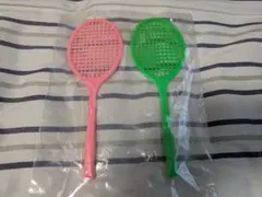 プラスチック製の小さなラケット 2本まとめ売り