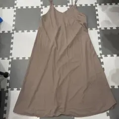 GRL ブラウンキャミワンピース Vネック フレア裾