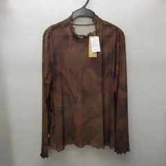 新品タグ付き ベルーナ 茶柄シアー素材ハイネックインナープルオーバー 4 L