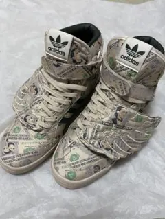 Jeremy scott ホワイト 羽 付属品付き - メルカリ