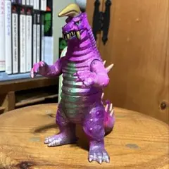 ウルトラ怪獣シリーズ　新マン　ソフビ キャンディ塗装　リペイント　ブラックキング