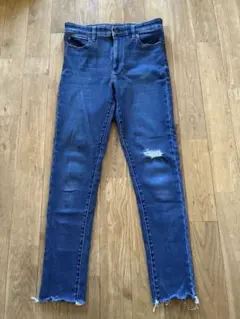 UNIQLO ウルトラストレッチスキニーハイライズジーンズ