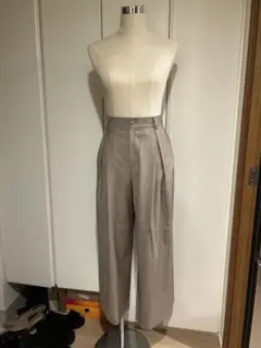 BEARDSLEYプリーツ入り ワイドパンツ