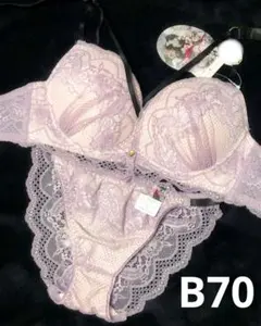 B70 ロマンティックスカラップコードブラジャー&バック透けフルバックショーツ