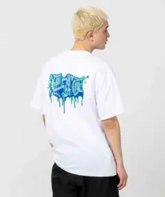 X-LARGEホワイトTシャツ