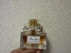 Miss Dior Absolutely Blooming 香水※2回のみ使用 - メルカリ
