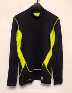 美品 NIKE PRO COMBAT DRI-FIT　長袖シャツ M