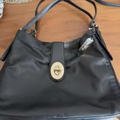 COACH ショルダーバッグ ブラック ターンロックのサムネイル