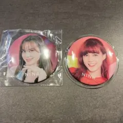 2026年最新】niziuニナ缶バッジの人気アイテム - メルカリ