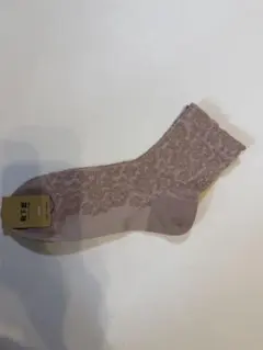 靴下屋 レース柄 ショートソックス くすみピンクのサムネイル