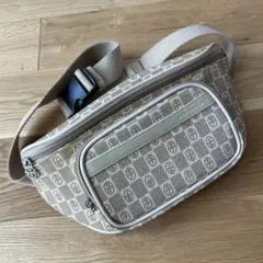 カステルバジャック　ベージュ ロゴ入り ウエストバッグ