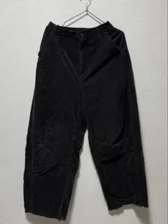 ブラックカジュアルパンツ ゴムウエスト　コーデュロイ