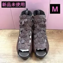 新品未使用♪お値下げ不可最終♪快適な履き心地本革4E幅広夏用厚底フラワーモチーフのサムネイル