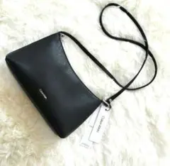 新品　Calvin Klein（カルバン・クライン）のショルダーバッグ（43）のサムネイル