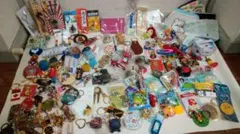 キャラクターキーホルダー　ストラップ　ポーチセット　フィギュア　大量　まとめて