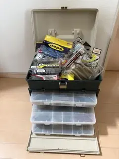 ゆ*き様 バス釣り引退セット VS-3080 ワーム大量 ラインその他 まとめ売 バス釣り引退セット VS-3080 ワーム大量 ラインその他 まとめ売り
