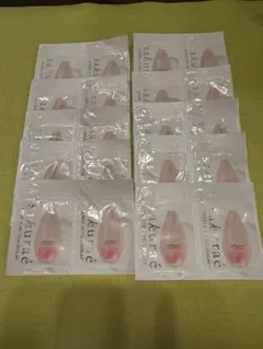 【新品未開封】サクラエダブルアクションセラム　お試しセット　1ml 20袋のサムネイル