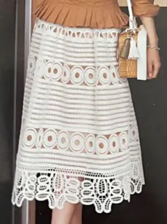 完売人気商品♡chesty ホワイト レース ロングスカートのサムネイル