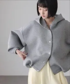 ダンボールフードブルゾン グレー⭐︎ローリーズファーム - メルカリ