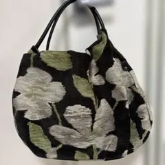 Item thumbnail for item 24007628-2ad7-4b4d-9891-b3ec89675827