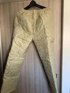 キルティングベージュ　防寒パンツ