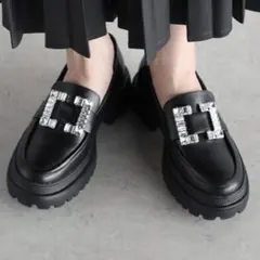 【新品タグ付き】PECHINCHAR ビジュー バックル ローファー 厚底 38