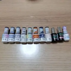 100均 ジェルネイル 11本セット まとめ売りのサムネイル