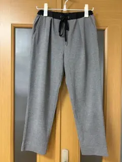 ナノユニバース　テーパードパンツ