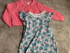 90cmのピンクカーディガンと80cmユニクロPual&Joeの花柄Tシャツ