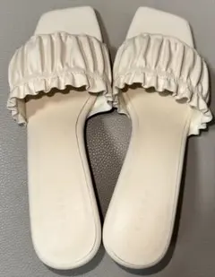 RANDA ミュールサンダル クリーム Lサイズのサムネイル
