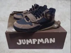 travis スニーカー