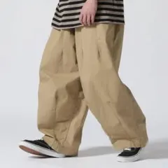 ヒザデル ワイドパンツ