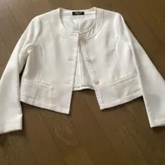 COMME CA ISM ノーカラージャケット ホワイト 130Aのサムネイル