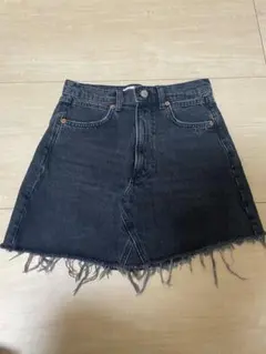 最終セール‼️ZARA THE MINI SKIRTのサムネイル