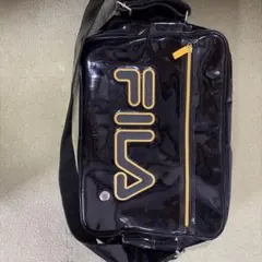 FILA ブラック ショルダーバッグ