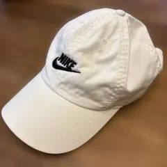 Nike ホワイトキャップ ロゴ刺繍