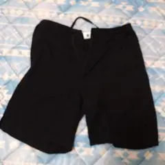 GU ブラック ショートパンツ