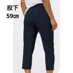 ルルレモン　軽量ストレッチパンツ　ネイビー　4