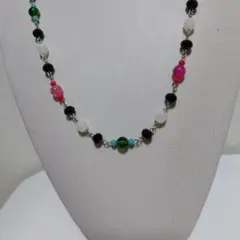 特価天然石とカラフルビーズネックレス