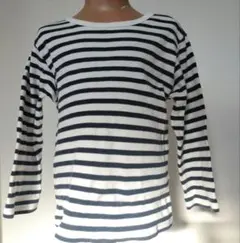 長袖カットソー 白と黒のストライプ