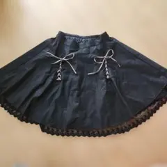 リボン付き黒フレアスカート