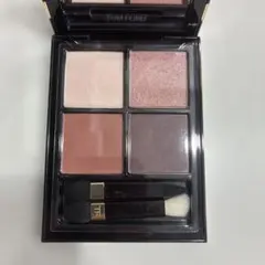 TOM FORD アイカラークォードプードル 30 インソレントローズのサムネイル