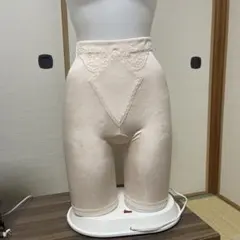 Wacoal高級　レース付きハイウエスト骨盤ガードル