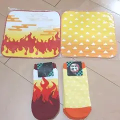 13時迄価格　靴下　タオル　和柄靴下　鬼滅の刃　がお好きな方　2足　ハンドタオル